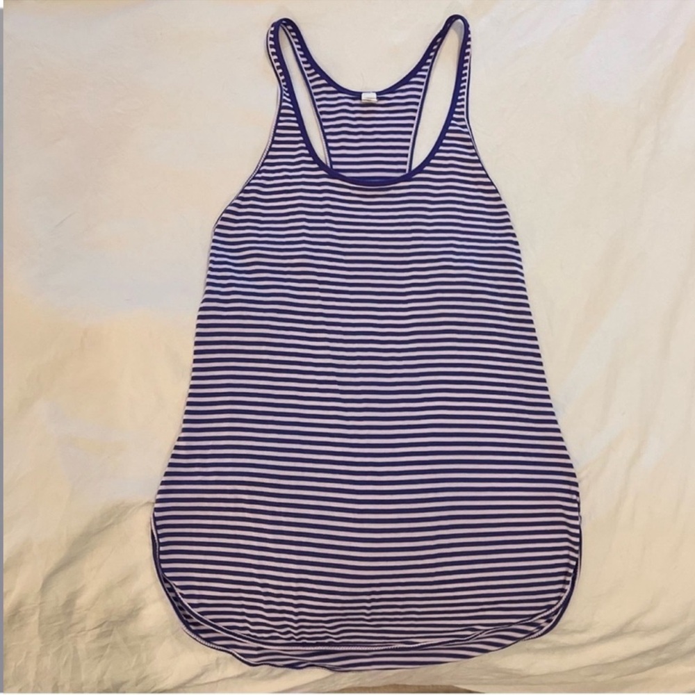 Lululemon tank tops- set of 2! - Picture 7 of 16